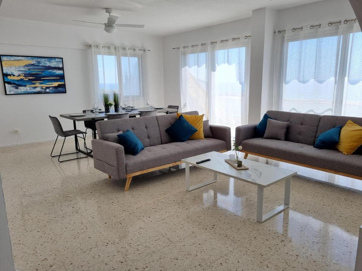 Diamond Sea View Penthouse Apartment Paphos Ngoại thất bức ảnh